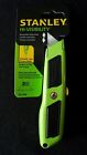 10-779g Stanley Hi-visibility Dynagrip Retractable 076174761863