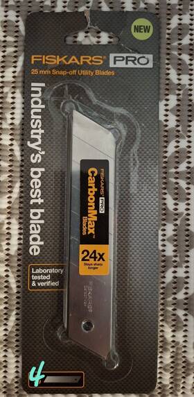 771050-1001 Fiskars Pro Carbonmax Utility Blades 4 Count Made In Usa 25mm Snap Off