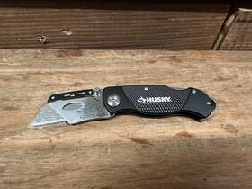 1000014724 Husky Knife Folding Lock-back Utility Textured Grip Quick Change New 1000014724 Husky Knife Folding Lock-back Utility Textured Grip Quick Change New