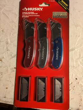 Husky 811187013895 3-pack Folding Aluminum Utility Knife Set