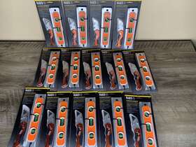 Klein Tools 092644801471 9 Inch Aluminum Torpedo Level And Folding Utility Knife Tool Set