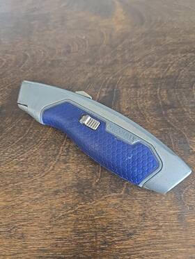 44572 Kobalt Salty Tools Box Cutter Utility Knife