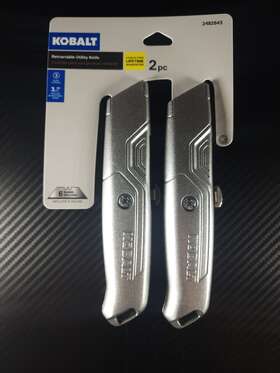 Lw100118-072021 Kobalt Retractable Utility Knife 2pc 6 Blades Included Lw100118-072021 Kobalt Retractable Utility Knife 2pc 6 Blades Included