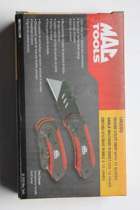 Smt9pt Mac Tools Uk200 Folding Utility Knife With 10 Blades One-hand Push-buttom Lock Smt9pt Mac Tools Uk200 Folding Utility Knife With 10 Blades One-hand Push-buttom Lock