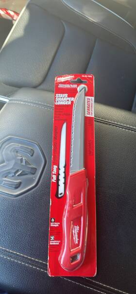 Milwaukee 045242555511 48-22-1922 Full Tang Serrated Insulation Knife