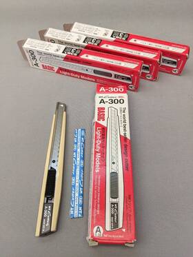 A-300 Nt Cutter Light Duty Model 4-piece Set With Eight Extra Blades