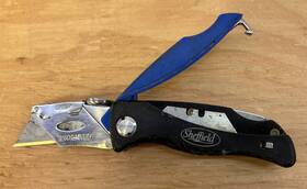 12119 Sheffield Ultimate Lock Back Utility Knife Box Cutter Handle Blue