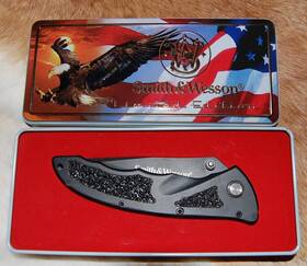 Ck35 Smith & Wesson And Limited Edition Linerlock Pocket Knife - First Production Run