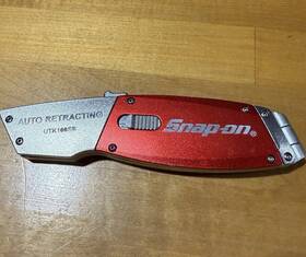 Utk100sb Snap-on Auto Retractable Utility Knife Lightly Used Withoriginal Blades Utk100sb Snap-on Auto Retractable Utility Knife Lightly Used Withoriginal Blades