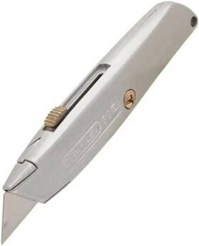 10-099 Stanley 600649686742 6 In Classic 99 Retractable Utility Knife 3-pack