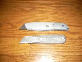 99e-no199 Stanley Lot Of 2 Vintage Utility Knifes No199 99e Box Cutters Plus Blades 99e-no199 Stanley Lot Of 2 Vintage Utility Knifes No199 99e Box Cutters Plus Blades