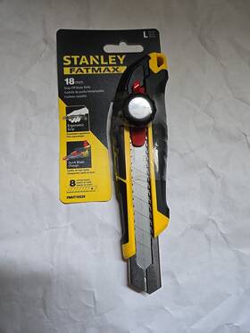Fmht10329 Stanley Fatmax 18mm Single Blade Snap Knife Wheel Lock 6-3/4 Inch Fmht10329 Stanley Fatmax 18mm Single Blade Snap Knife Wheel Lock 6-3/4 Inch