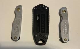 10-049 Stanley & Husky Lot Of 3 Utility Knives- 2 And One With Two Knives 10-049 Stanley & Husky Lot Of 3 Utility Knives- 2 And One With Two Knives