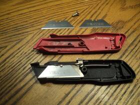 Tekton 59104 Vintage Adjustable Utility Knife Tool No. 5-7/8 Inch 2 New Blades