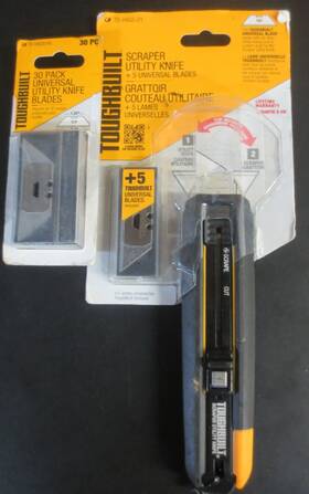 Toughbuilt 810023384083 - Scraper Utility Knife 5 Blades Tb-h4s5-01 With 30 Pack
