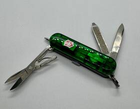 0.6226.t4 Victorinox Translucent Green Knife Signature Light New In Box