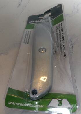 Warner 048661003664 Model #366 Utility Knife-top Trigger With 3 Blades