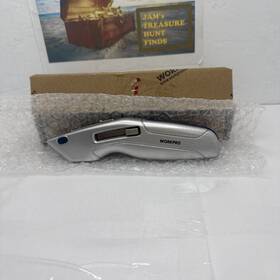Workpro 820909724421 Retractable Utility Knife Self-retracting Safety Cutter With 2 Extra Blades