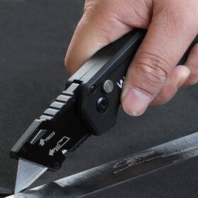 W011039 Workpro Folding Utility Knife 10 Blade Quick-change Wire Stripper Gut Hook W011039 Workpro Folding Utility Knife 10 Blade Quick-change Wire Stripper Gut Hook