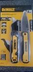 Dewalt 2 Piece Folding Utility And Pocket Knife Set DWHT10997 New Package. Fixed Price $15.50.