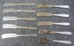 Set Of 12 Rogers & Bro. Aj Butter Knives 5.5" Vintage Grosvenor. Fixed Price $19.95.