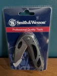 Smith & Wesson SWA12CP Extreme Ops Liner Lock Folding Knife New Package. Fixed Price $10.00.