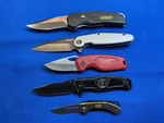 Lot Of Working Man Folding Pocket Knives Milwaukee Dewalt Klein Crescent Cat. Fixed Price $36.00.