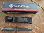 Smith & Wesson Search And Rescue Knife CKSUR1. Fixed Price $44.99.
