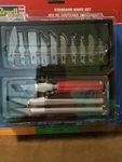 Revell Standard Knife Set 13 Piece New. Fixed Price $16.99.