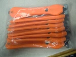 Klever Innovations PLS-200XC-40G XCHANGEPLS40 Safety Cutter, Orange 10 Pk. Fixed Price $104.00.
