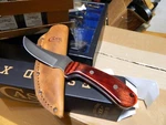 Case & Sons Cutlery 1/2" Rosewood Hunter Fixed Blade Knife Lea Sh. Model #398. Fixed Price $104.00.