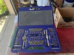 Irwin 26376 Pc Machine Screw/fractional/metric Tap + Hex Die Set Complete. Fixed Price $450.00.