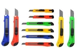 Ezthings Heavy Duty Box Cutters Openers Utility Knives With Snap Off Blades. Fixed Price $10.99.