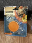 New Fiskars Circle Cutter W/ 2 Replacement Blades - 1" To 8" Length 9380. Fixed Price $17.99.