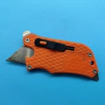 Outdoor Edge Slidewinder Utility Knife Orange Razor Blade Multi Tools SWB-10C. Fixed Price $16.99.