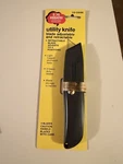 Stanley Adjustable Utility Knife With 3 Blades NO.10-099 Vintage, Made Usa. Fixed Price $5.95.